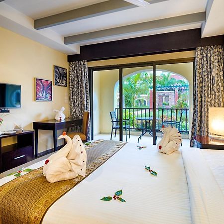 Grand Serenaa Hotel & Resorts, Auroville Bagian luar foto