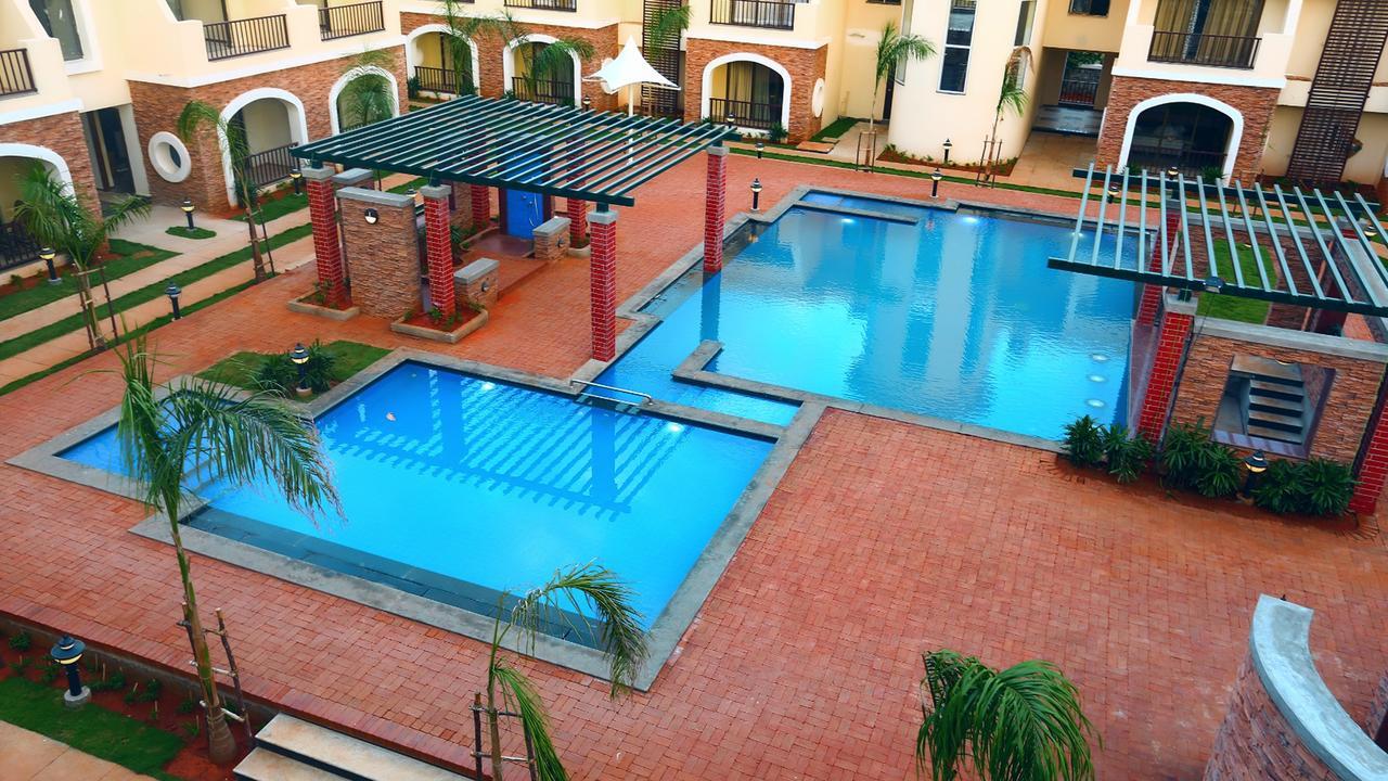Grand Serenaa Hotel & Resorts, Auroville Bagian luar foto